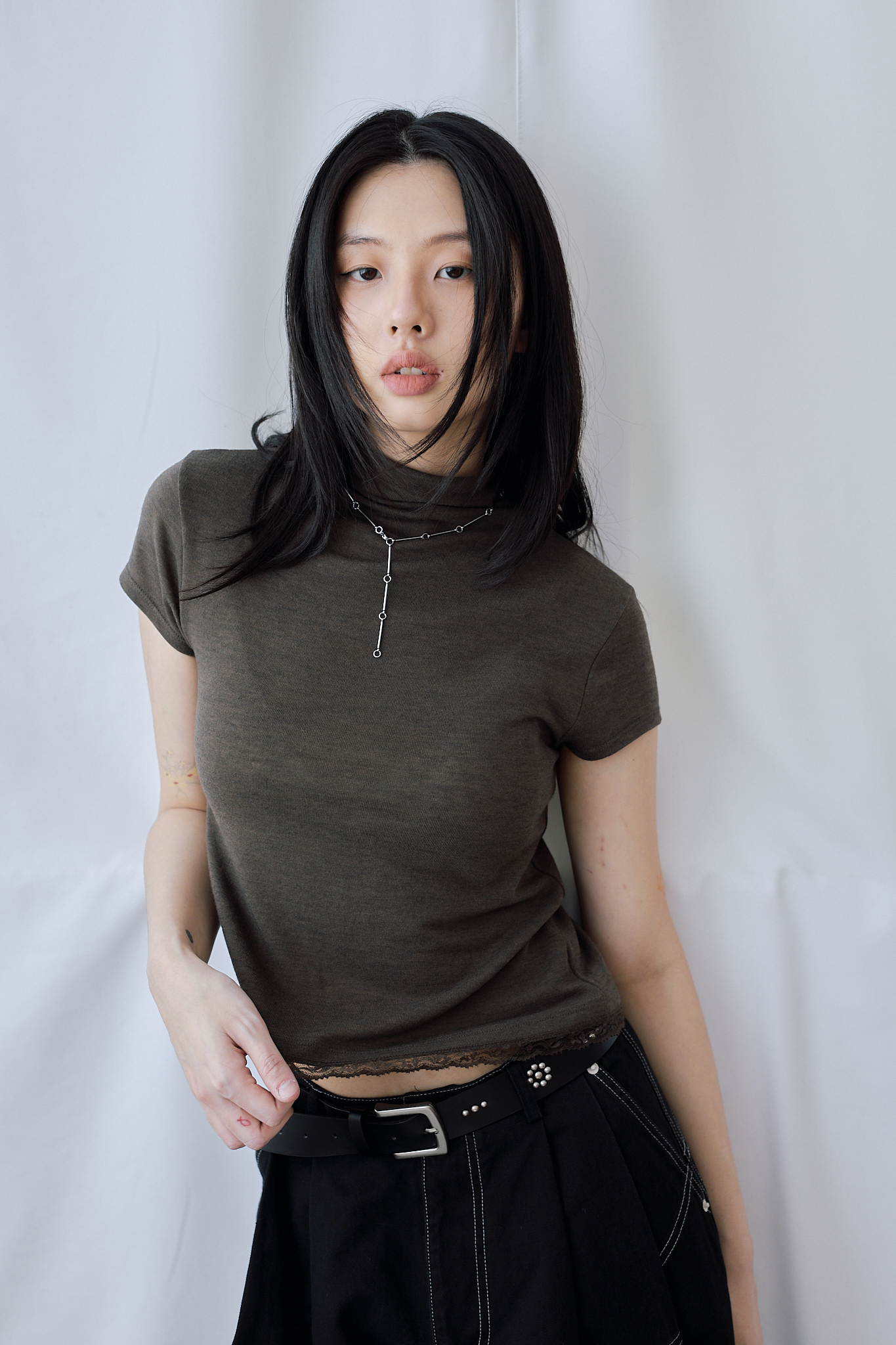 小立領蕾絲下擺上衣
