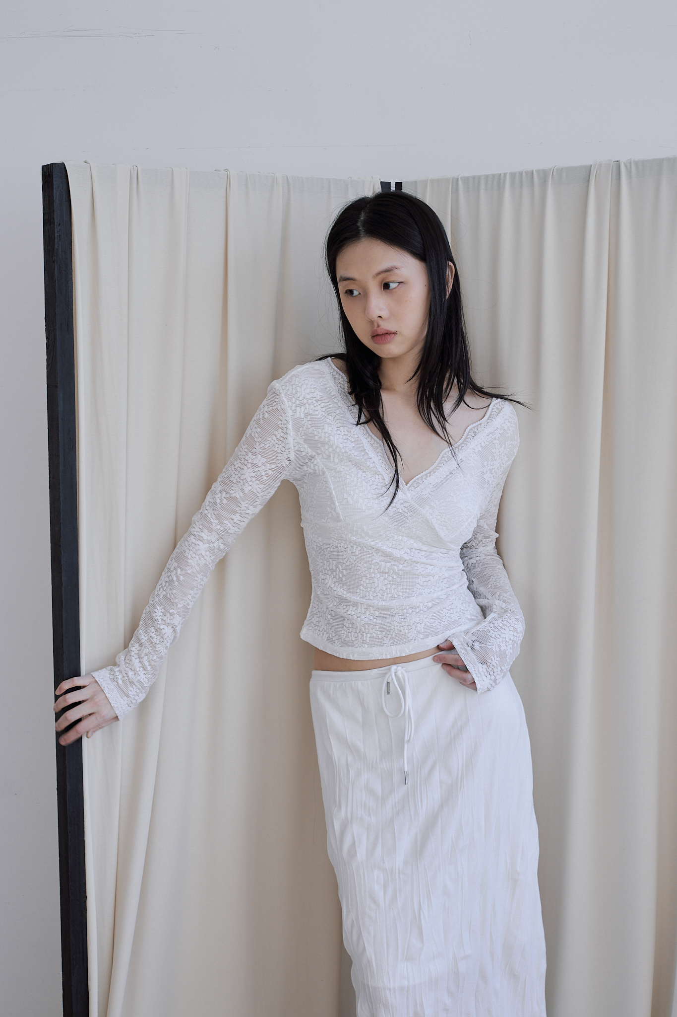 蕾絲美背長袖上衣：圖片 2